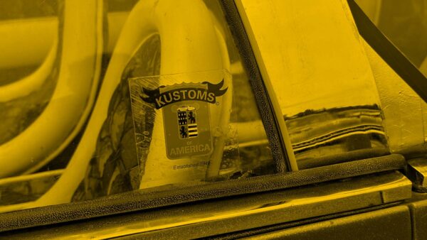*MEMBERS ONLY* Crest Fender Badge - Image 4